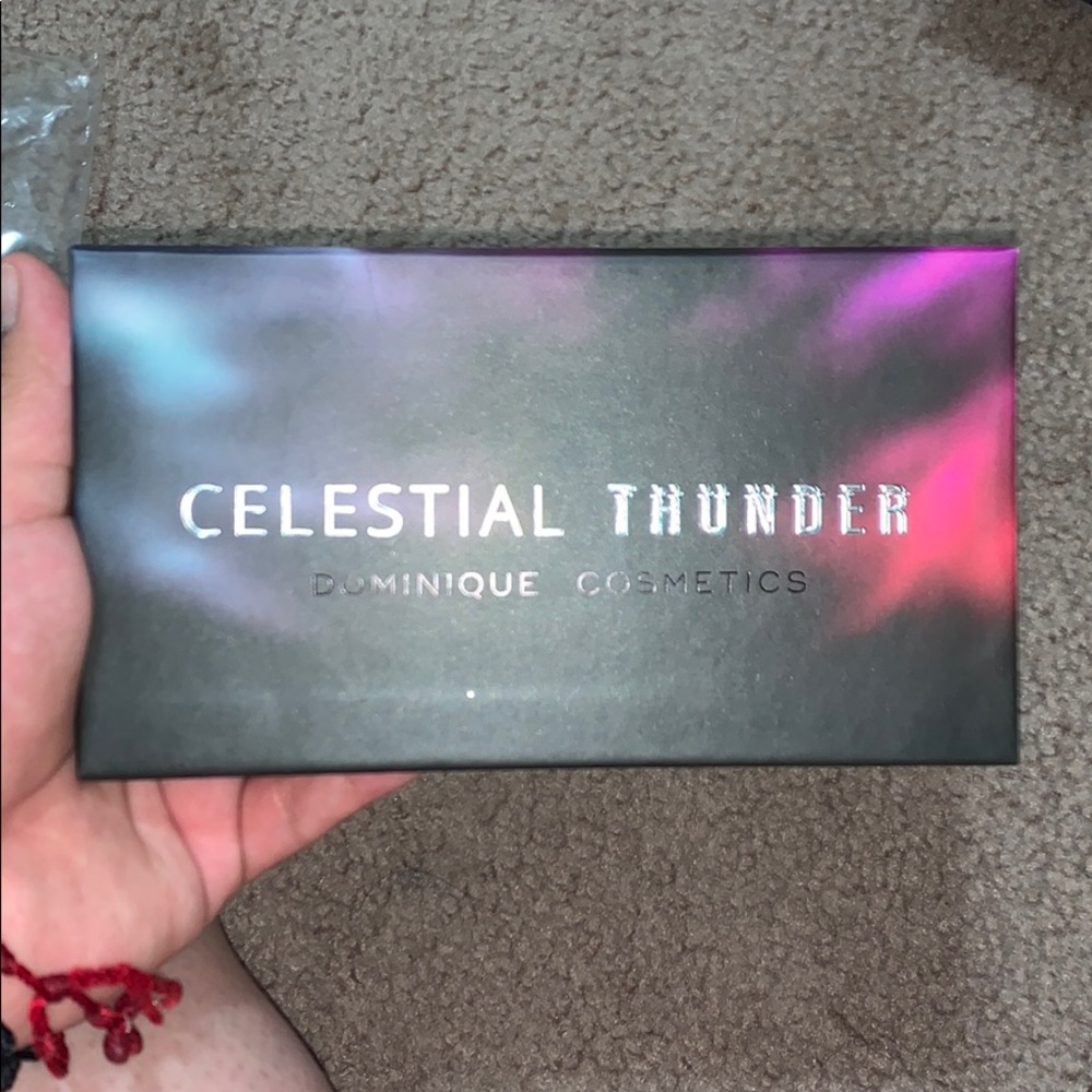 Eyeshadow palette